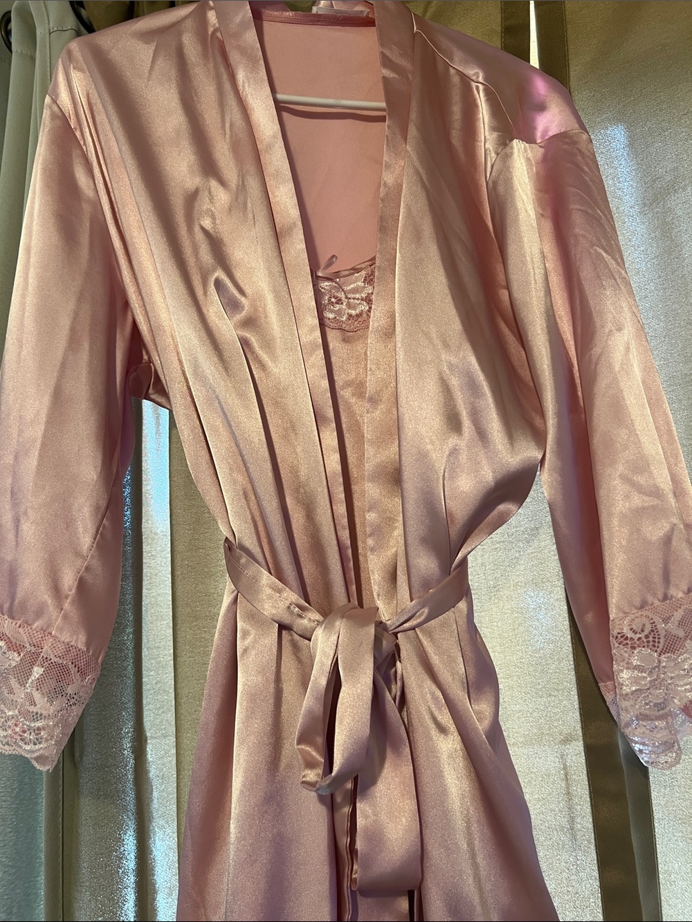 Satin Lace-Trim Robe and Chemise Set - Light Pink